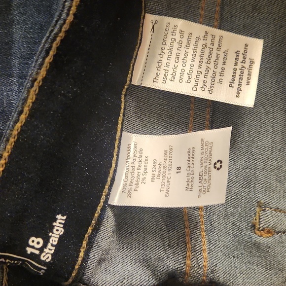 New w/ tags Size 18 Dark Wash Time & Tue Mid-Rise Straight Jeans - Picture 2 of 3